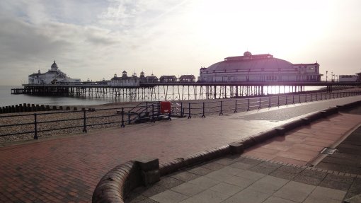 Eastbourne Pier gezien vanaf de promenade